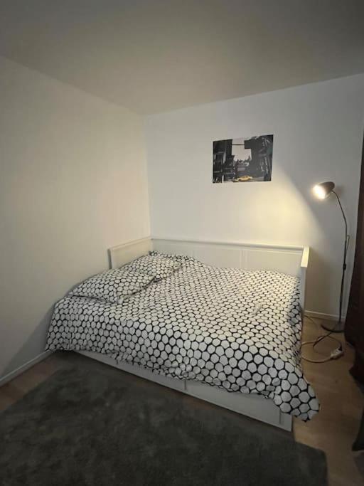 Studio 28 M2 & Jardin Privatif 20 M2 Montigny-le-Bretonneux Exterior photo